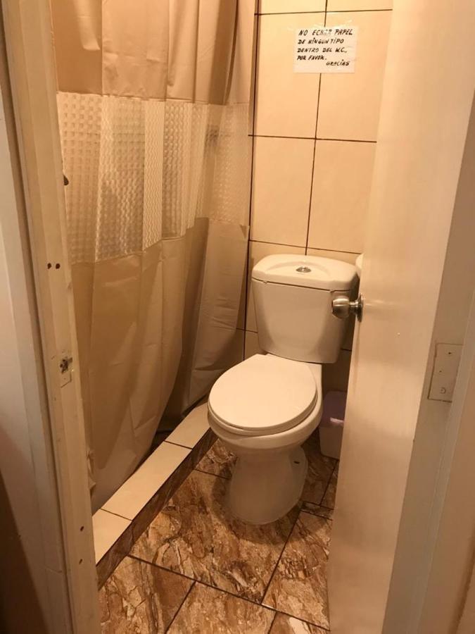 Hostal Las Condes Familiar Σαντιάγκο Εξωτερικό φωτογραφία